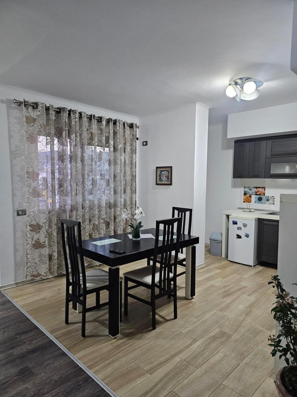 טיראנה Main Apartment מראה חיצוני תמונה