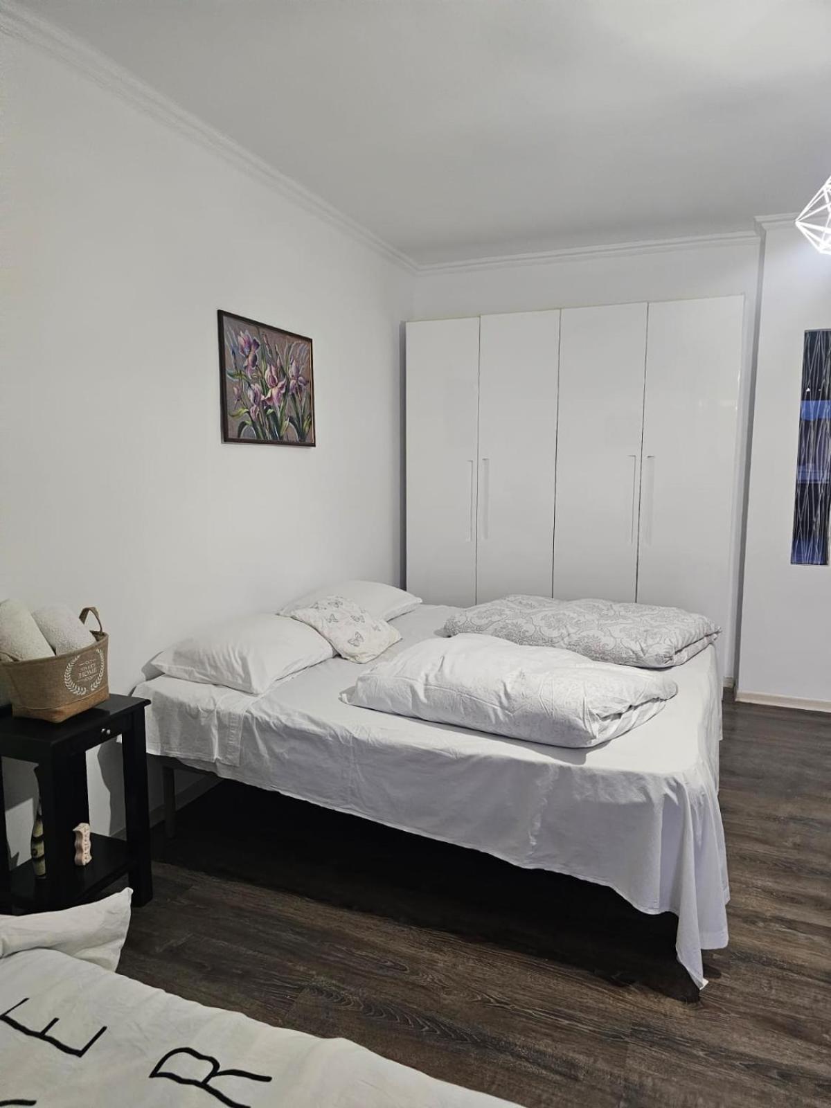 טיראנה Main Apartment מראה חיצוני תמונה